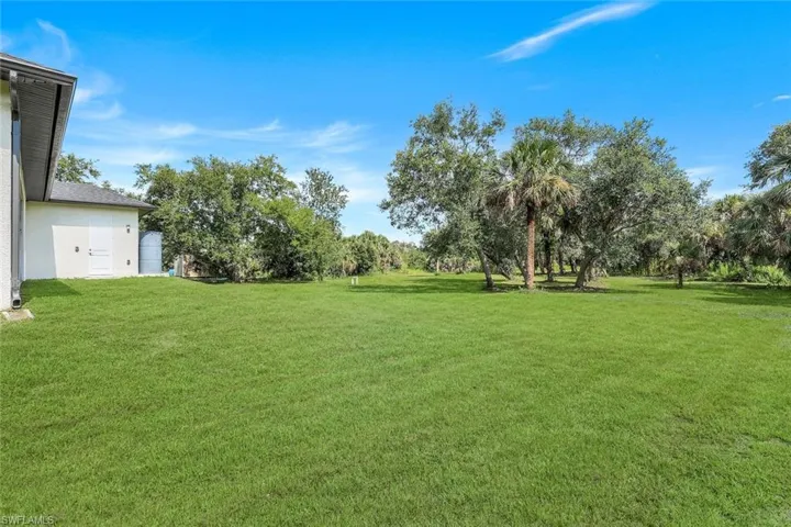763 35th Ave Nw, Naples, Florida 34120