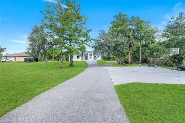 763 35th Ave Nw, Naples, Florida 34120