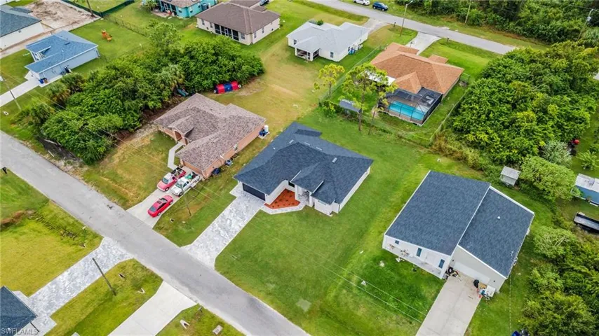 740  Chestnut E ST, Lehigh Acres, FL 33974