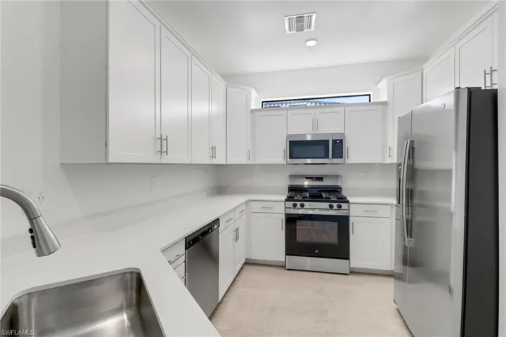 19708 Hinkley Dr, Estero, Florida 33928