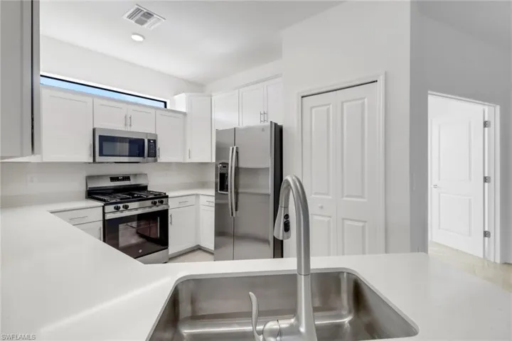 19708 Hinkley Dr, Estero, Florida 33928
