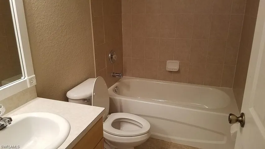 4145 Sw 9th Ave, Cape Coral, Florida 33914