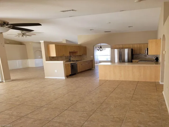 4145 Sw 9th Ave, Cape Coral, Florida 33914