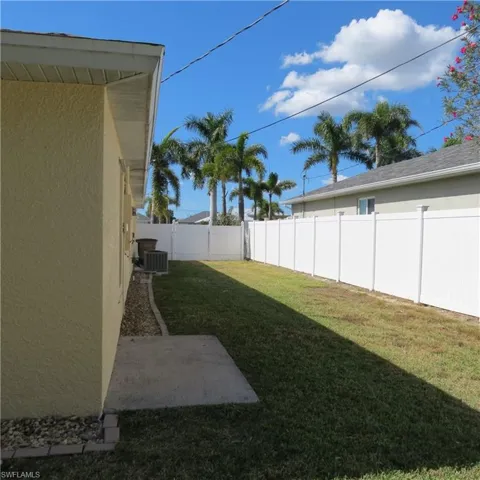 4145 Sw 9th Ave, Cape Coral, Florida 33914