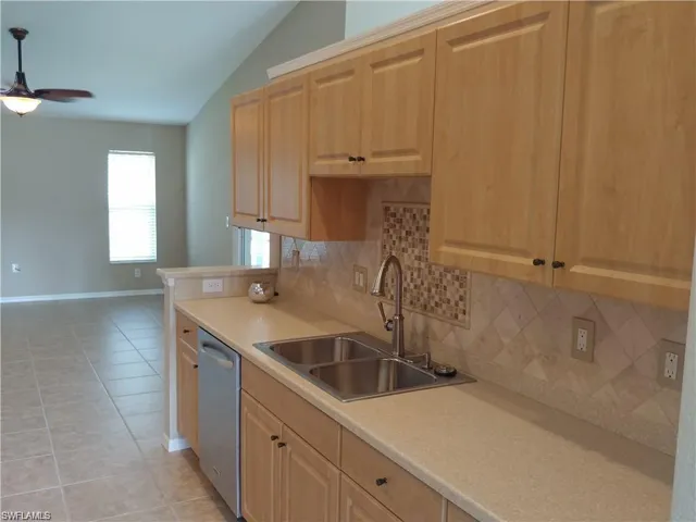 4145 Sw 9th Ave, Cape Coral, Florida 33914