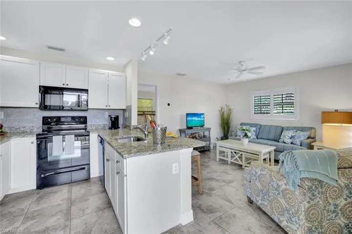 Kitchen/Living Room