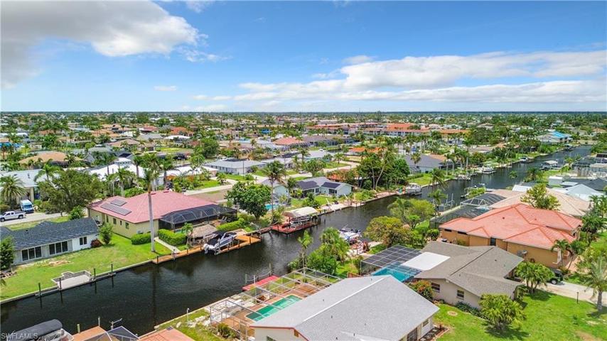 4918 Triton CT W, CAPE CORAL FL 33904