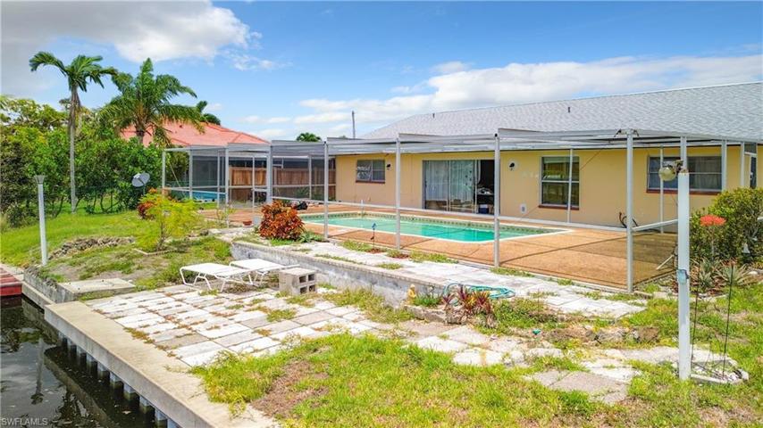 4918 Triton CT W, CAPE CORAL FL 33904
