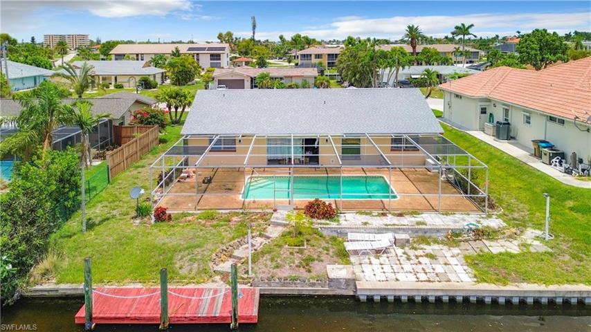4918 Triton CT W, CAPE CORAL FL 33904