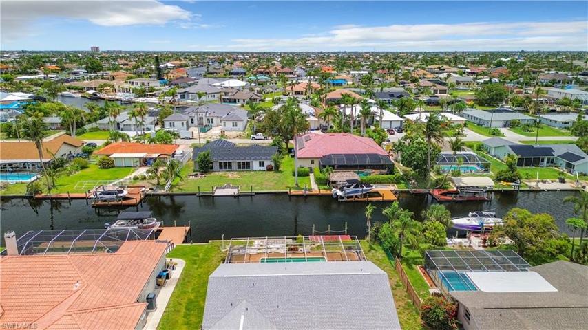 4918 Triton CT W, CAPE CORAL FL 33904