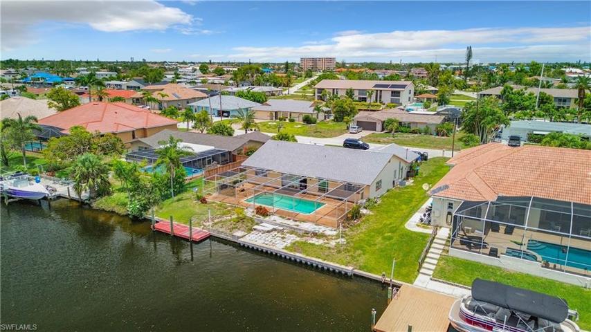 4918 Triton CT W, CAPE CORAL FL 33904