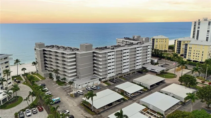 3443 Gulf Shore Blvd N # 814, Naples, Florida 34103