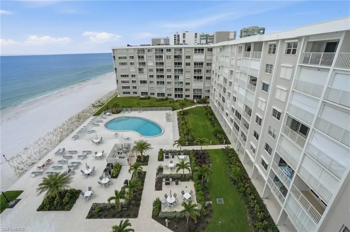 3443 Gulf Shore Blvd N # 814, Naples, Florida 34103