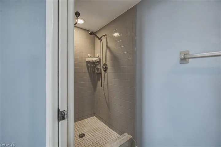 7129 Lakeridge View Ct 203, Fort Myers, Florida 33907