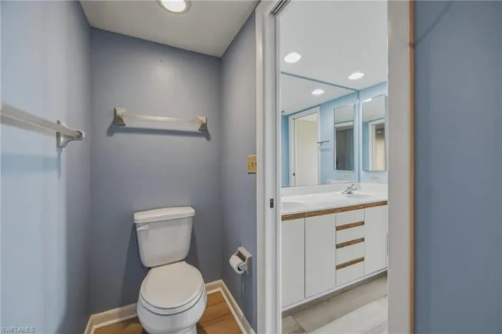 7129 Lakeridge View Ct 203, Fort Myers, Florida 33907