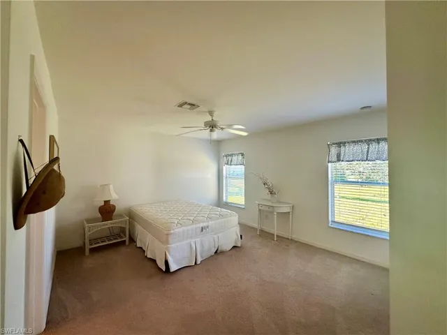 1513 NE 34th  LN, Cape Coral, FL 33909