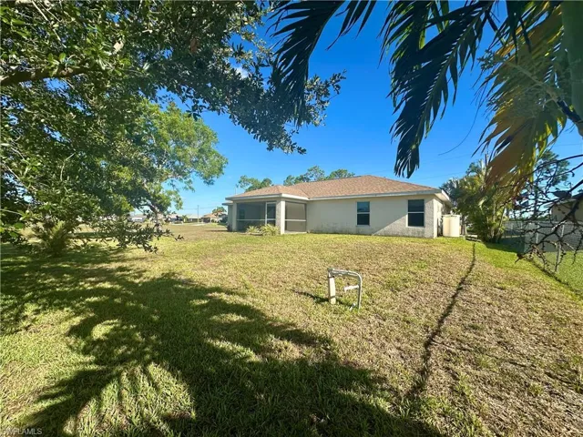 1513 NE 34th  LN, Cape Coral, FL 33909