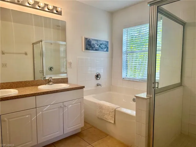 1513 NE 34th  LN, Cape Coral, FL 33909