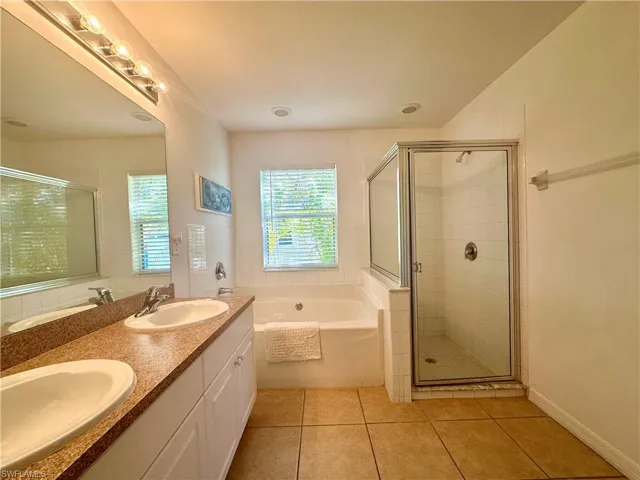 1513 NE 34th  LN, Cape Coral, FL 33909