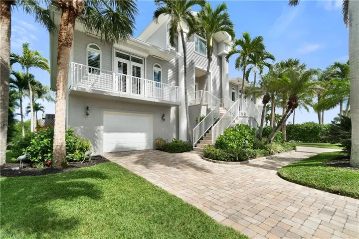 197 San Mateo Dr, Bonita Springs, Florida 34134
