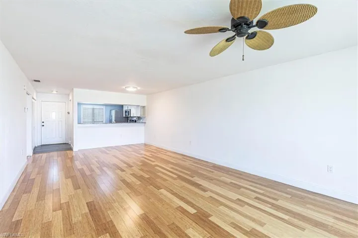 5709  Gage  LN, Naples, FL 34113