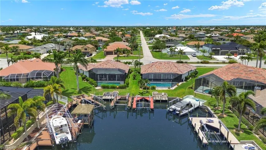 3925 Oasis Blvd, Cape Coral, Florida 33914