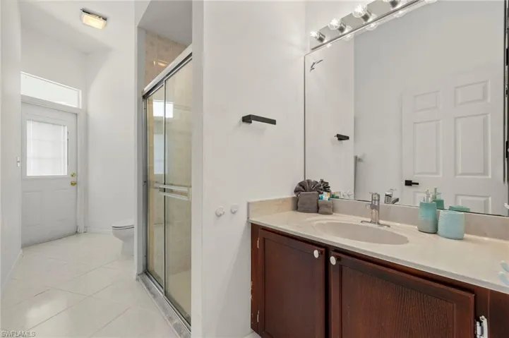 3925 Oasis Blvd, Cape Coral, Florida 33914