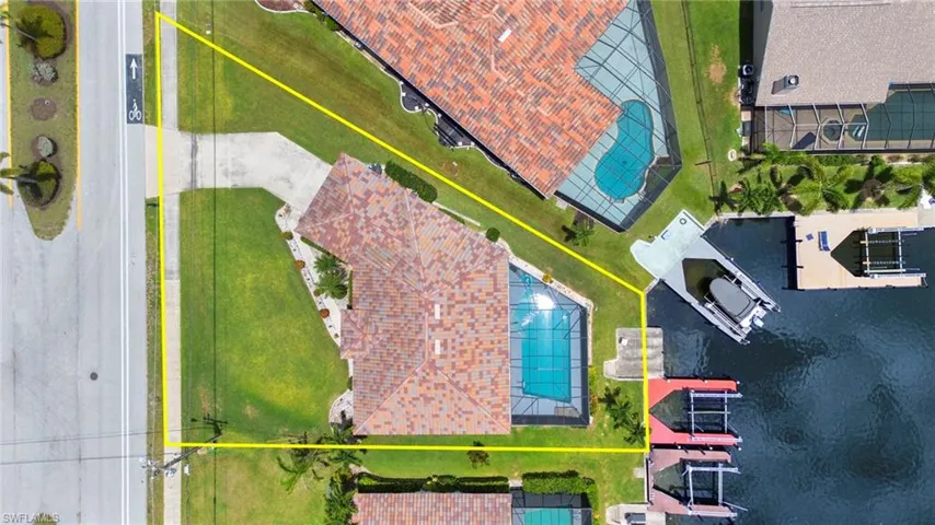 3925 Oasis Blvd, Cape Coral, Florida 33914