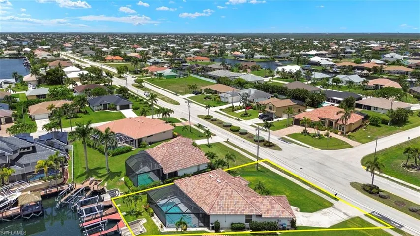 3925 Oasis Blvd, Cape Coral, Florida 33914