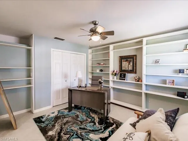 Home office with ceiling fan