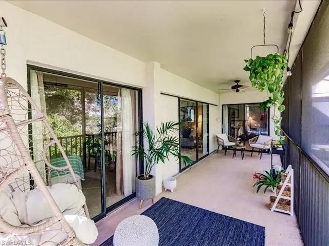 Balcony with ceiling fan