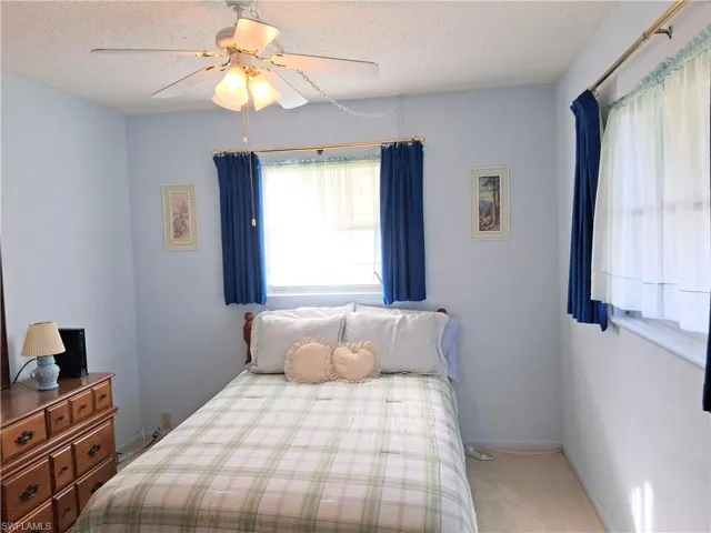 2 Tangelo Ct, Lehigh Acres, Florida 33936