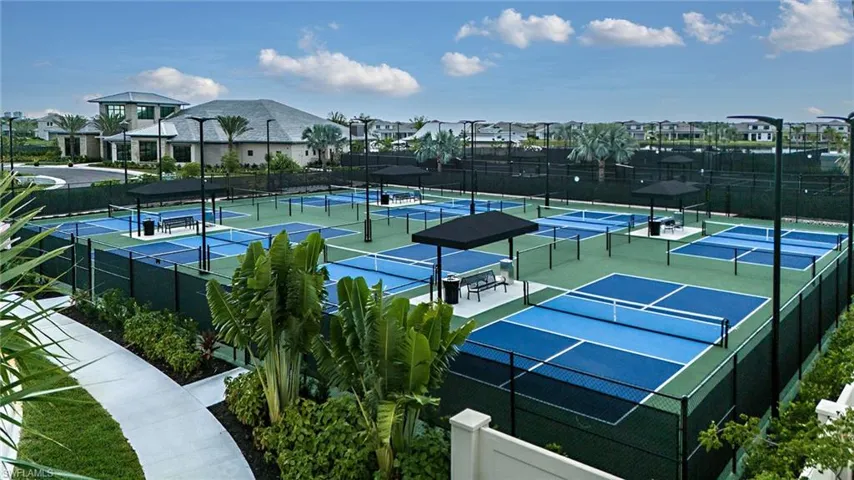 Esplanade by the Islands Community Amenities