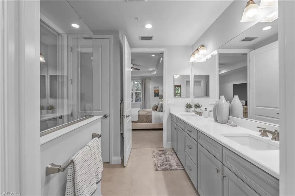 2640 Seychelles CIR, Naples, FL 34112,224083207