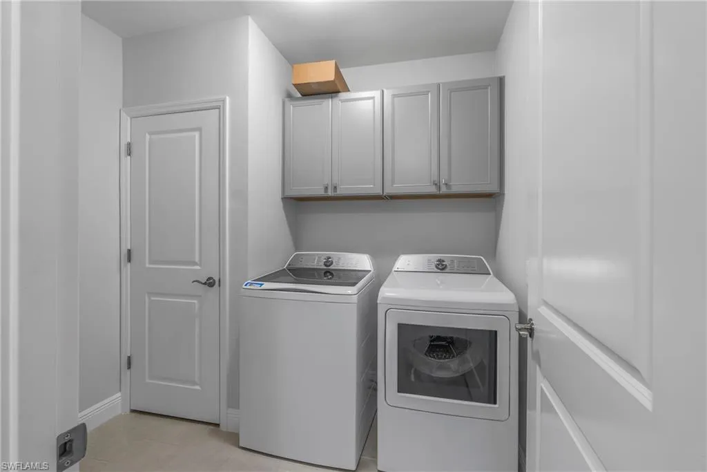 2640 Seychelles CIR, Naples, FL 34112,224083207