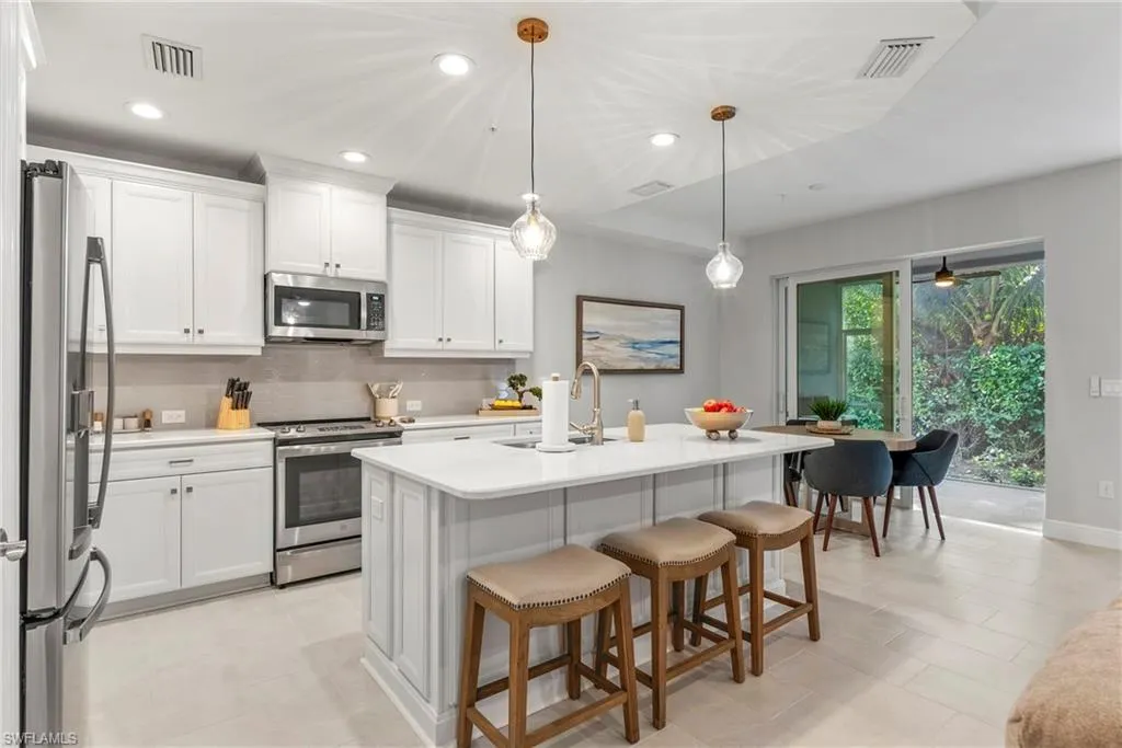 2640 Seychelles CIR, Naples, FL 34112,224083207