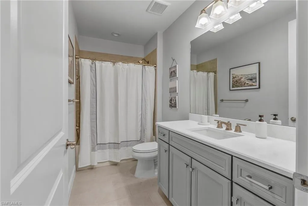 2640 Seychelles CIR, Naples, FL 34112,224083207