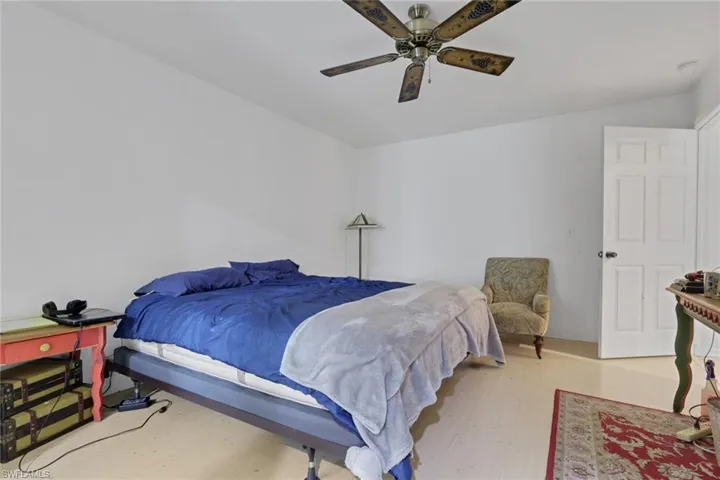 12393 Londonderry Ln, Bonita Springs, Florida 34135