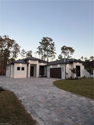 526  16th SE ST, Naples, FL 34117