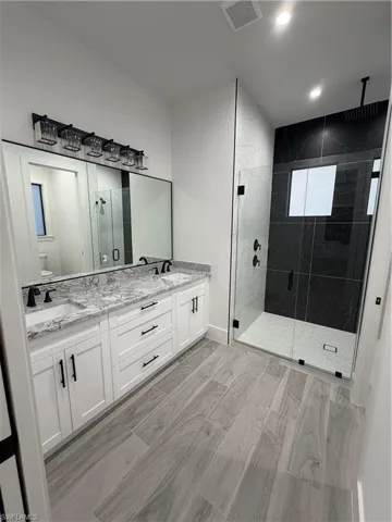 526  16th SE ST, Naples, FL 34117