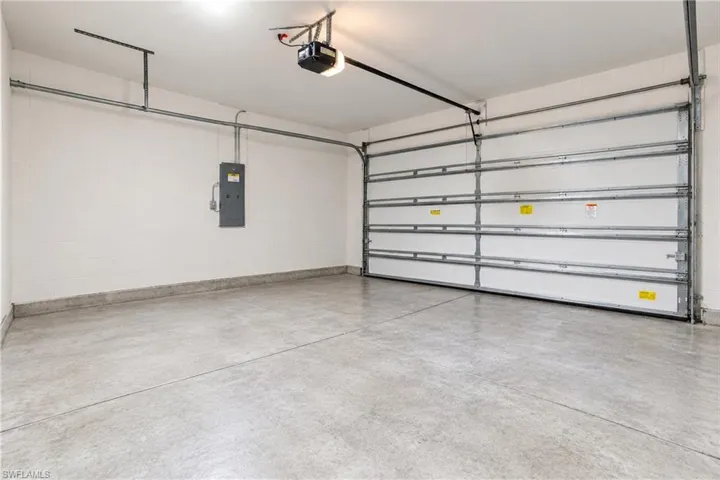 3707 Sw 13th Ave, Cape Coral, Florida 33914