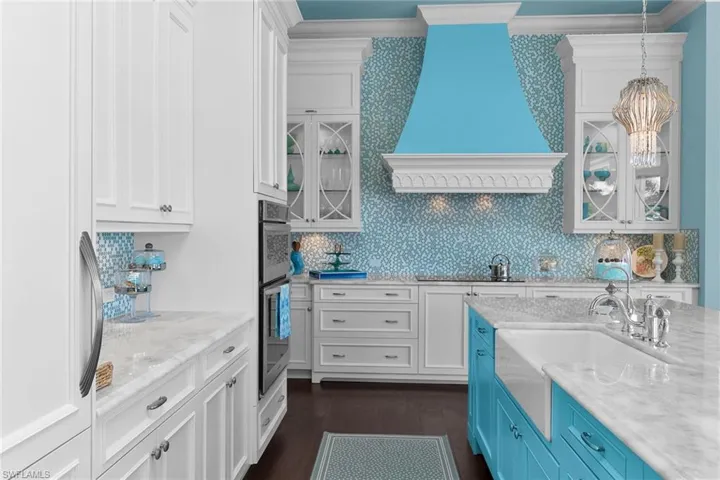 591 Goldcoast Ct, Marco Island, Florida 34145