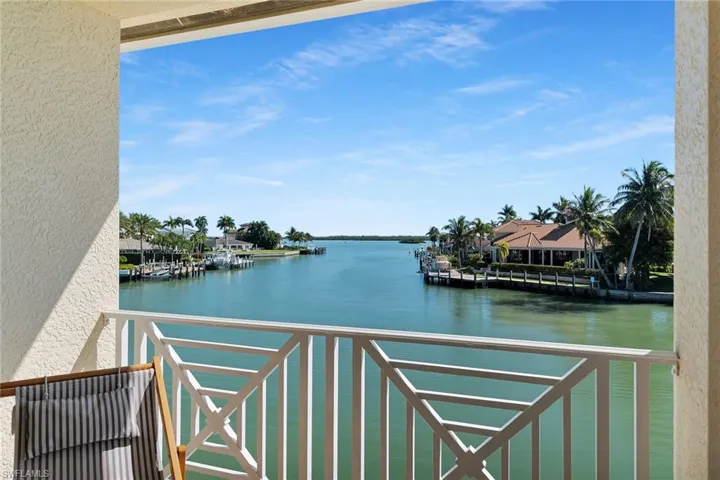 591 Goldcoast Ct, Marco Island, Florida 34145
