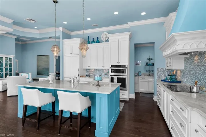 591 Goldcoast Ct, Marco Island, Florida 34145