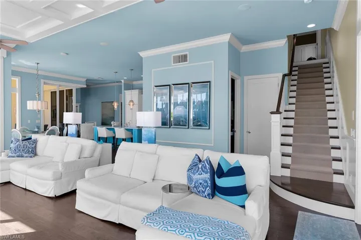 591 Goldcoast Ct, Marco Island, Florida 34145