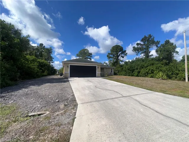 2905  20th W ST, Lehigh Acres, FL 33971
