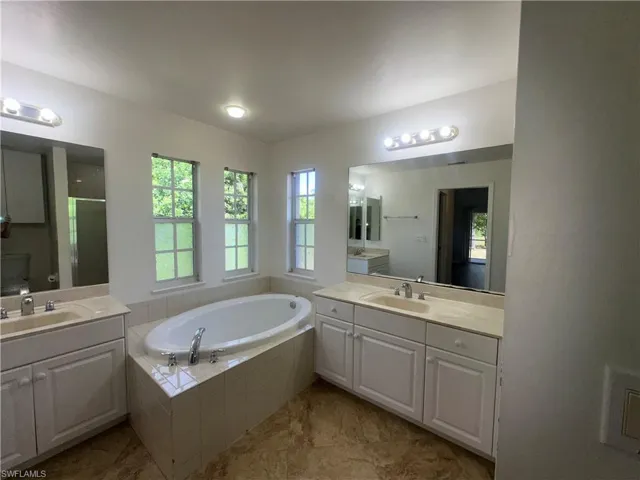 2905  20th W ST, Lehigh Acres, FL 33971