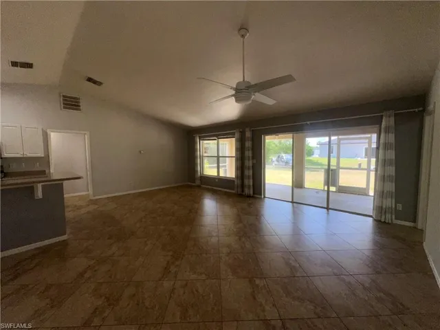 2905  20th W ST, Lehigh Acres, FL 33971