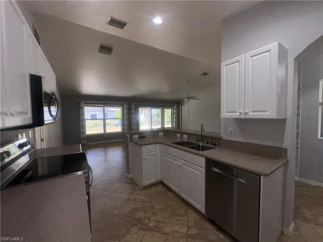 2905  20th W ST, Lehigh Acres, FL 33971