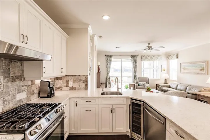 Gas stove, wine cooler, pull out trash bin